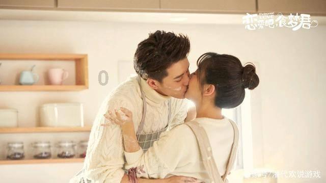 特等功臣参军5年,睡觉从不脱衣服,后来昏迷住院时才知是女人