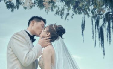 探索女生适合在风衣里面穿什么?精彩内容,尽在女生适合在风衣里面穿什么?红迪网
