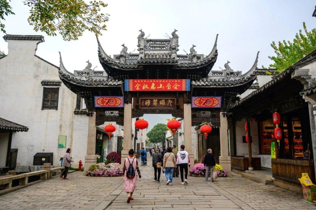 华莱士“快乐星期五”再翻红 独具生命力的IP是这样“炼”成的