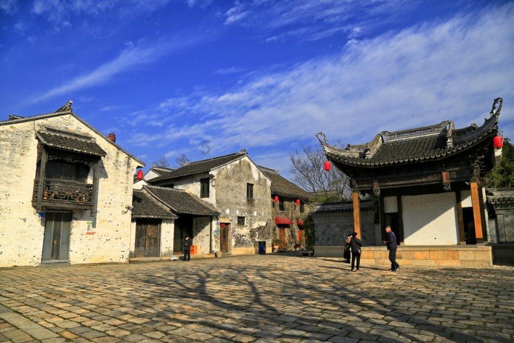 西班牙穆尔西亚大学工商管理硕士MBA是如何授课的?